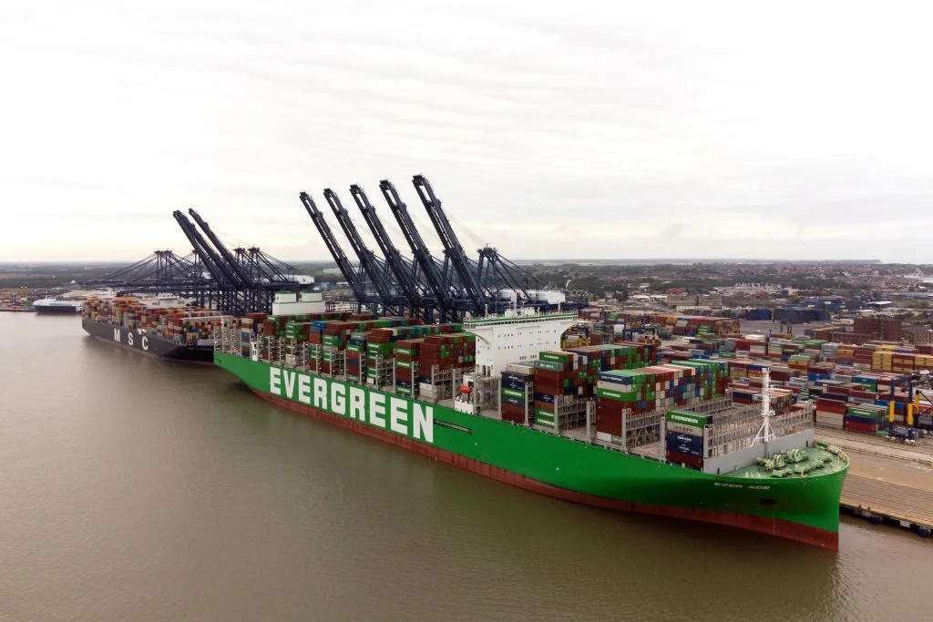 Gigantes de Navegando: Los 20 mejores barcos de contenedores del mundo en 2023 9 GetPaidStock.com 65602e8ee2321