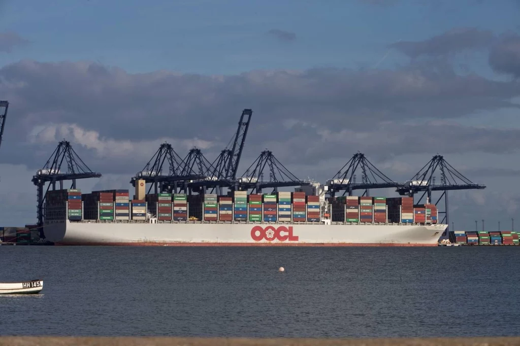 Gigantes de Navega: Los 20 mejores barcos de contenedores del mundo en 2023 14 alamy 1700803536