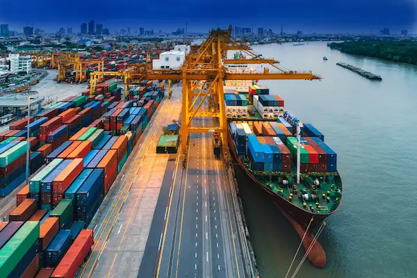 Long Beach port calls for 24/7 supply chains